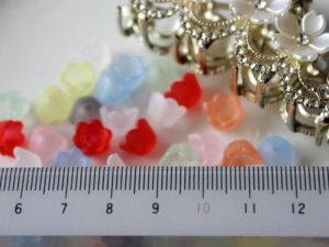画像3: 9×7mm小花ビーズ【6個セット】